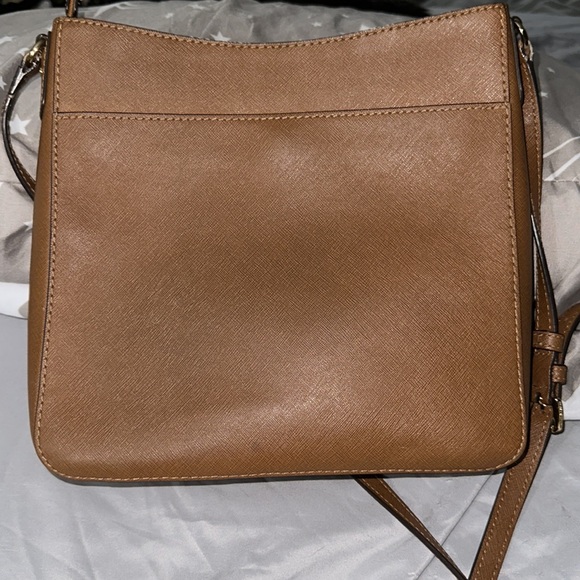 NWOT Micheal kors tan crossbody adjustable strap gold accents larger size cute - Picture 2 of 13